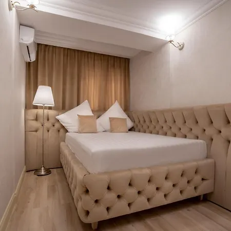 호텔 Casa Fiori 3*